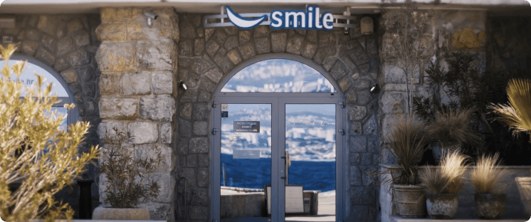 Ulaz u Polikliniku Smile u Opatiji